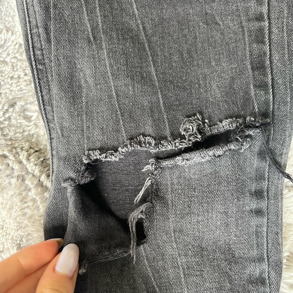 Used Women’s Lucky Brand Jeans - Picture 3 of 4